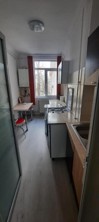 Apartament La Denis Bîrlad Екстериор снимка